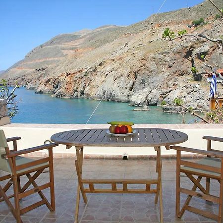 On The Beach Apartments Khora Sfakion Bagian luar foto