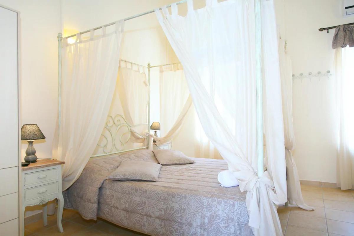 On The Beach Apartments Khora Sfakion Bagian luar foto